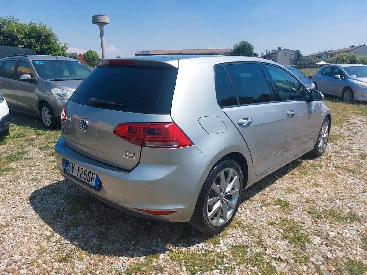 Usata VW Golf VII Highline 105 CV (77 kW) 2014 Grigio Berlina