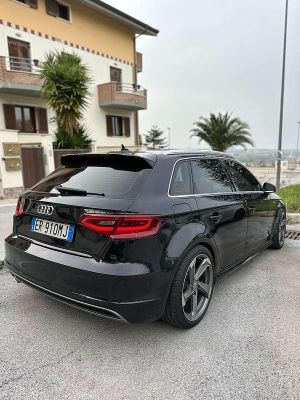 Usata Audi A3 Sportback Attraction 105 CV (77 kW) 2012 Utilitaria