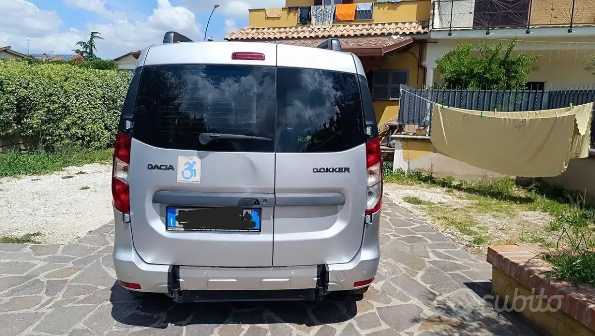Usata Dacia Dokker 2012 Grigio Monovolume