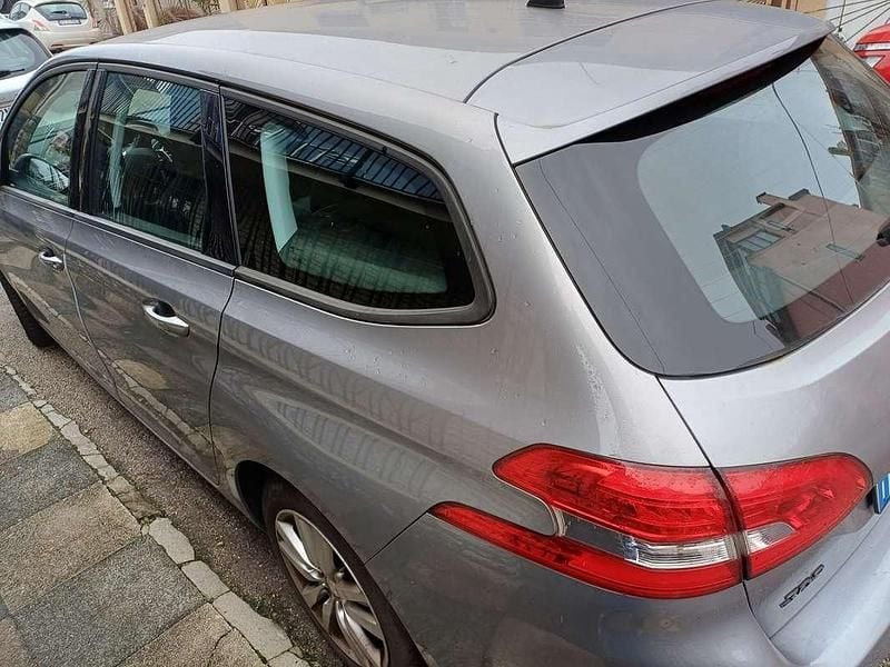 Usata Peugeot 308 Business-Line 131 CV (96 kW) 2020 Grigio Station wagon