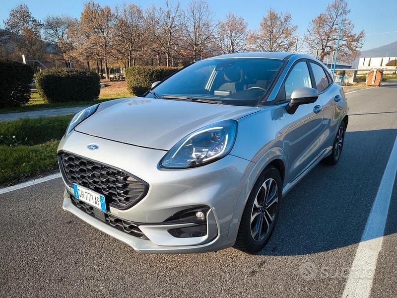 Grigio Usata 2022 Ford Puma ST-Line Tre volumi | 13.500 € (Super prezzo) - Immagine 1/4
