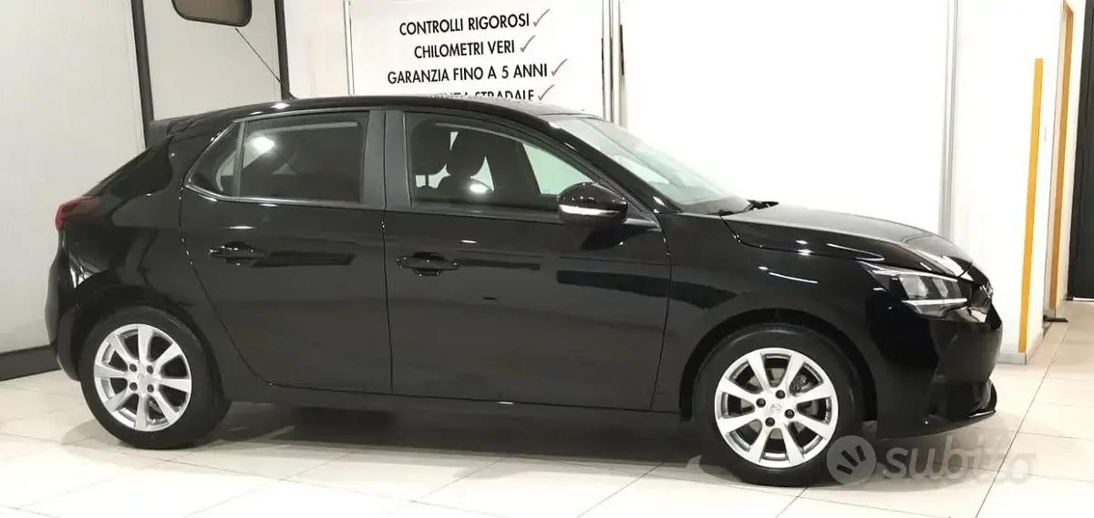 Usata Opel Corsa Edition 75 CV (55 kW) 2022 Nero Utilitaria