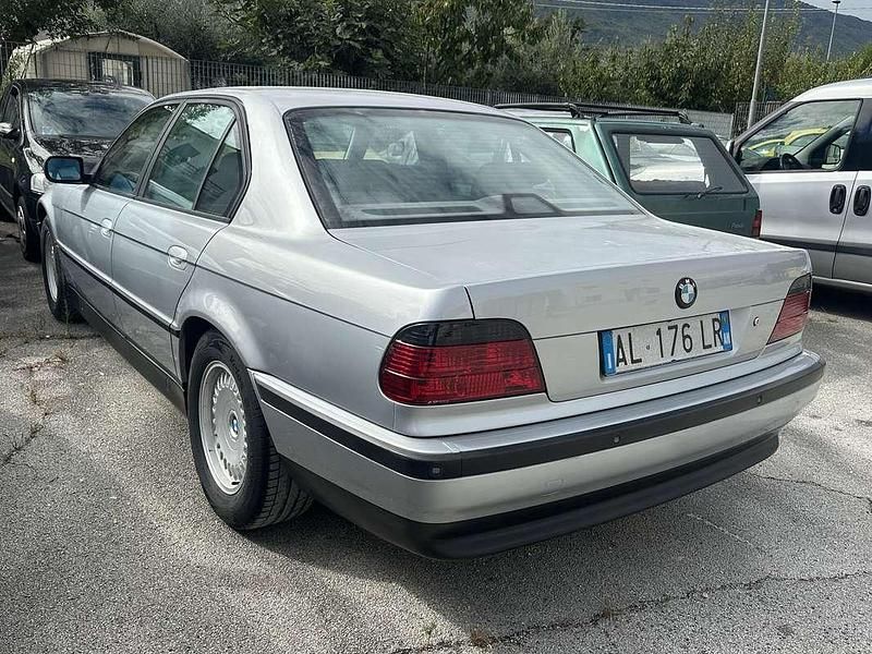 Usata BMW 728 193 CV (141 kW) 1996 Grigio Berlina
