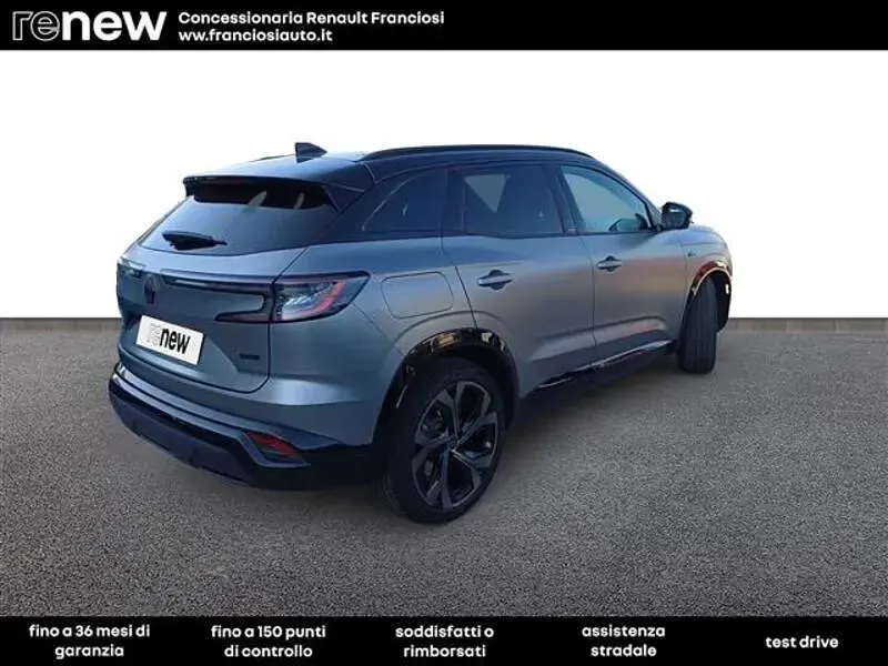 Usata Renault Austral Techno 131 CV (96 kW) 2023 Grigio scuro SUV