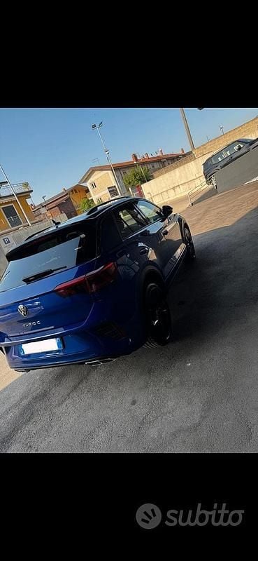 Usata VW T-Roc R 150 CV (110 kW) 2023 Blu SUV