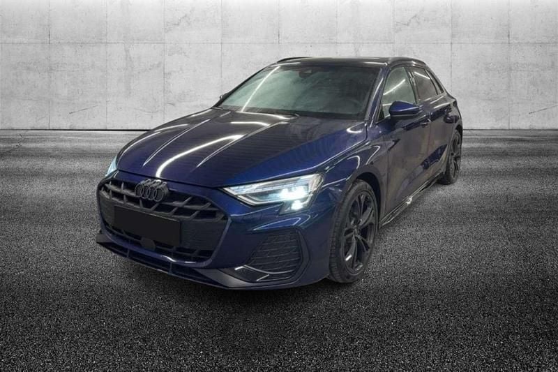 Usata Audi A3 S-Line 150 CV (110 kW) 2024 Blu/azzurro Berlina