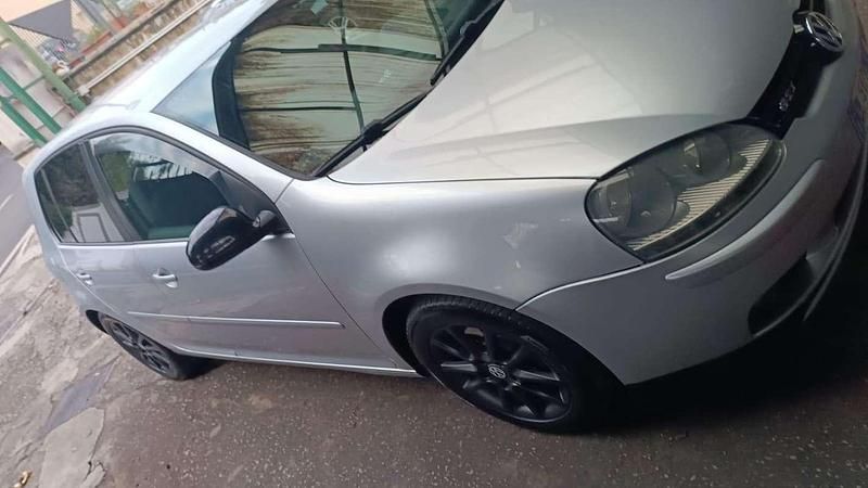 Usata VW Golf V GTI 136 CV (100 kW) 2007 Grigio Berlina