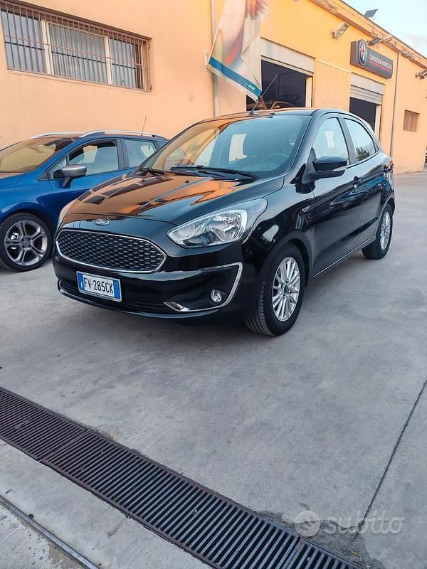 Nero Usata 2018 Ford Ka Plus Due volumi | 10.500 € (Buon prezzo) - Immagine 1/4