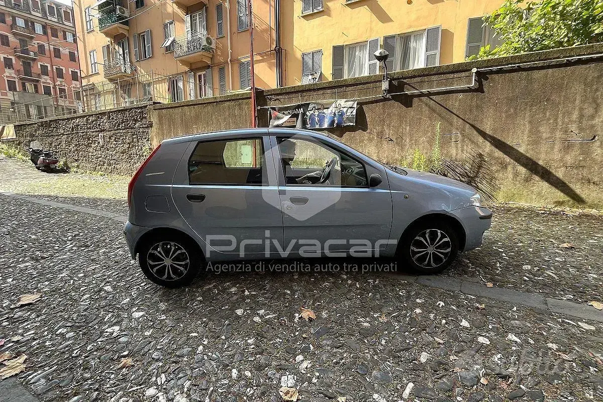Usata Fiat Punto Classica 60 CV (44 kW) 2009 Bluazzurro Utilitaria