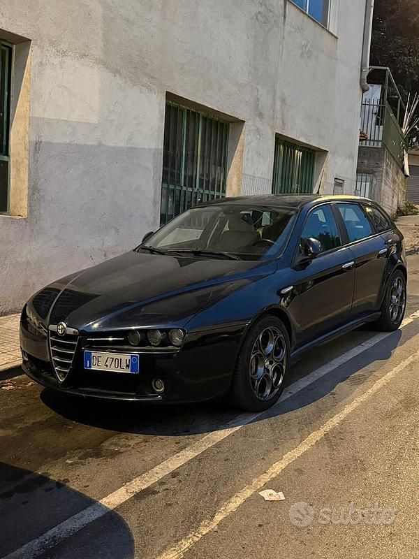 Usata Alfa Romeo 159 200 CV (147 kW) 2006 Blu Station wagon