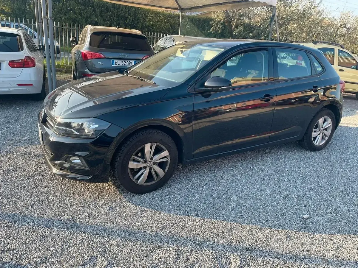 Usata VW Polo Highline 75 CV (55 kW) 2018 Nero Utilitaria