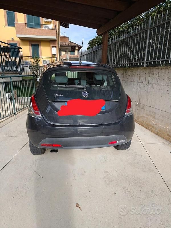 Usata Lancia Ypsilon 2015 Nero Utilitaria