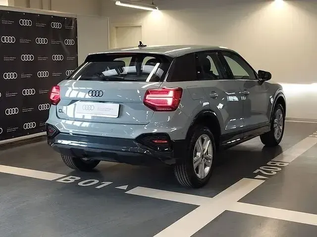 Nuova Audi Q2 Advanced Plus 150 CV (110 kW) 2026 Grigio freccia perla SUV