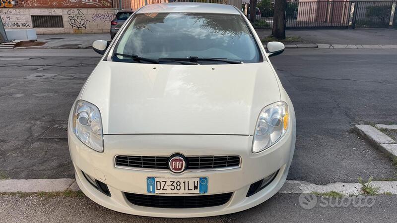 Usato 2009 Fiat Bravo 1.4 Benzin 120 CV (3.200 €)
