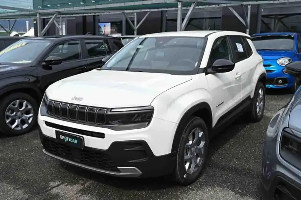 Usata Jeep Avenger Altitude 101 CV (74 kW) 2025 SUV