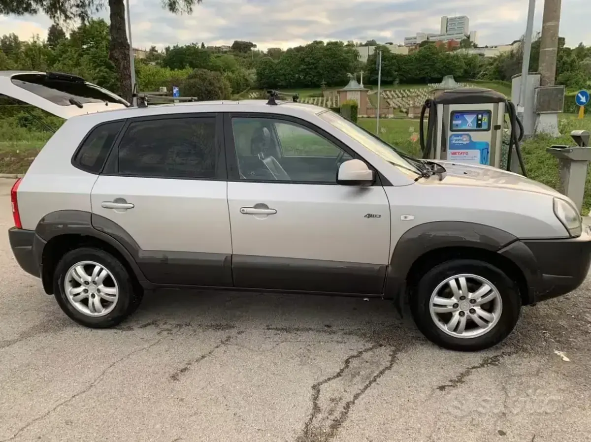 Usata Hyundai Tucson 112 CV (82 kW) 2006 SUV