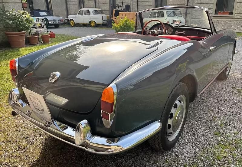 Usata Alfa Romeo Giulia Spider 1960 Grigio Cabrio