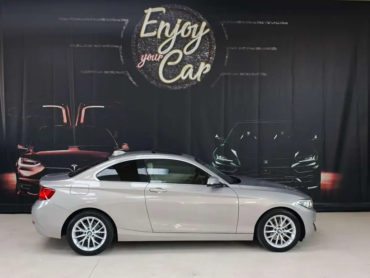 Usata BMW 220 Luxury Line 190 CV (139 kW) 2017 Moonlight silver metallic Coupé
