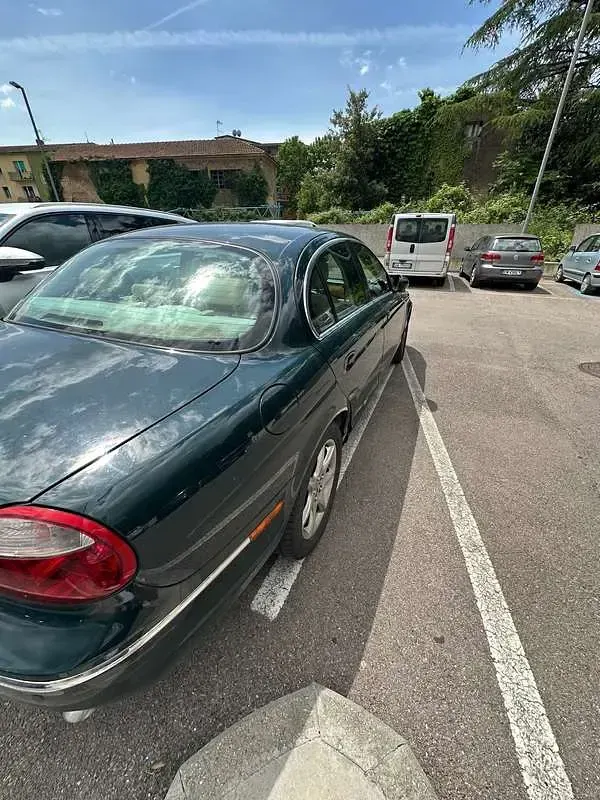 Usata Jaguar S-Type Executive 207 CV (152 kW) 2005 Verde Berlina