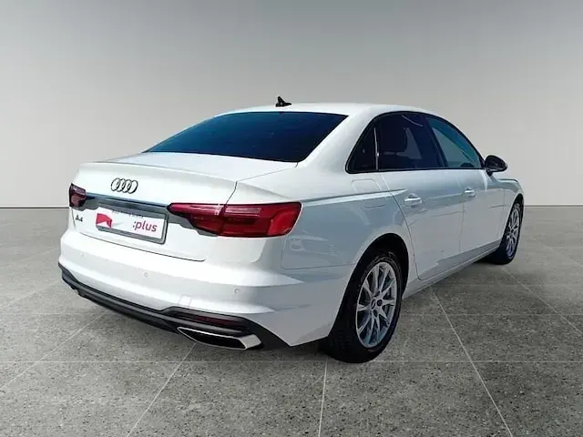 Usata Audi A4 Business 163 CV (119 kW) 2024 Bianco Berlina