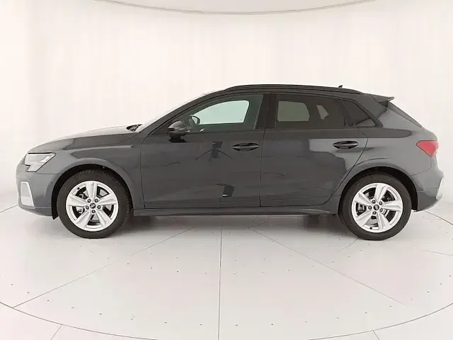 Nuova Audi A3 Business 150 CV (110 kW) 2026 Grigio manhattan metallizzato Berlina