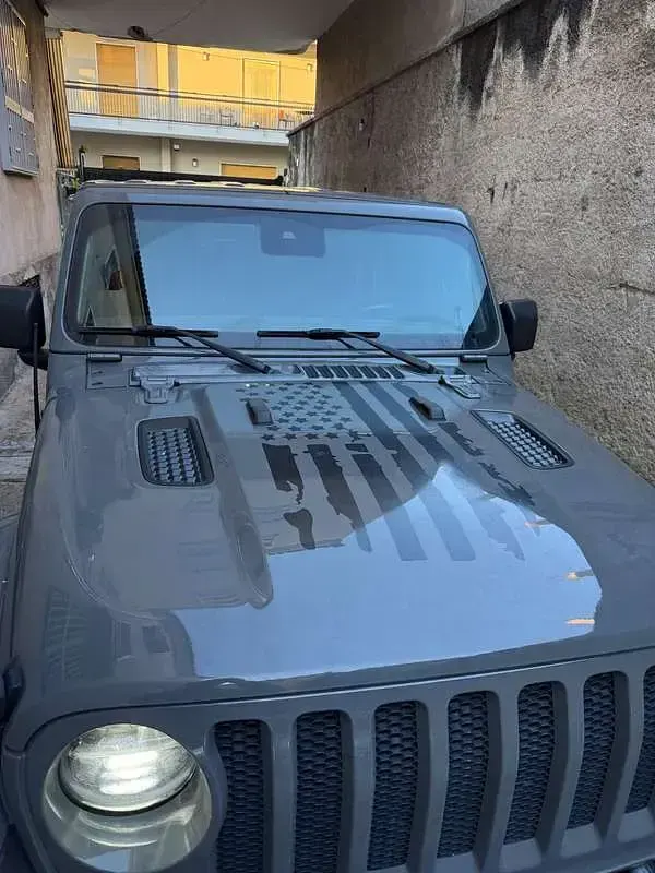 Usata Jeep Wrangler Sahara 200 CV (147 kW) 2019 Grigio SUV