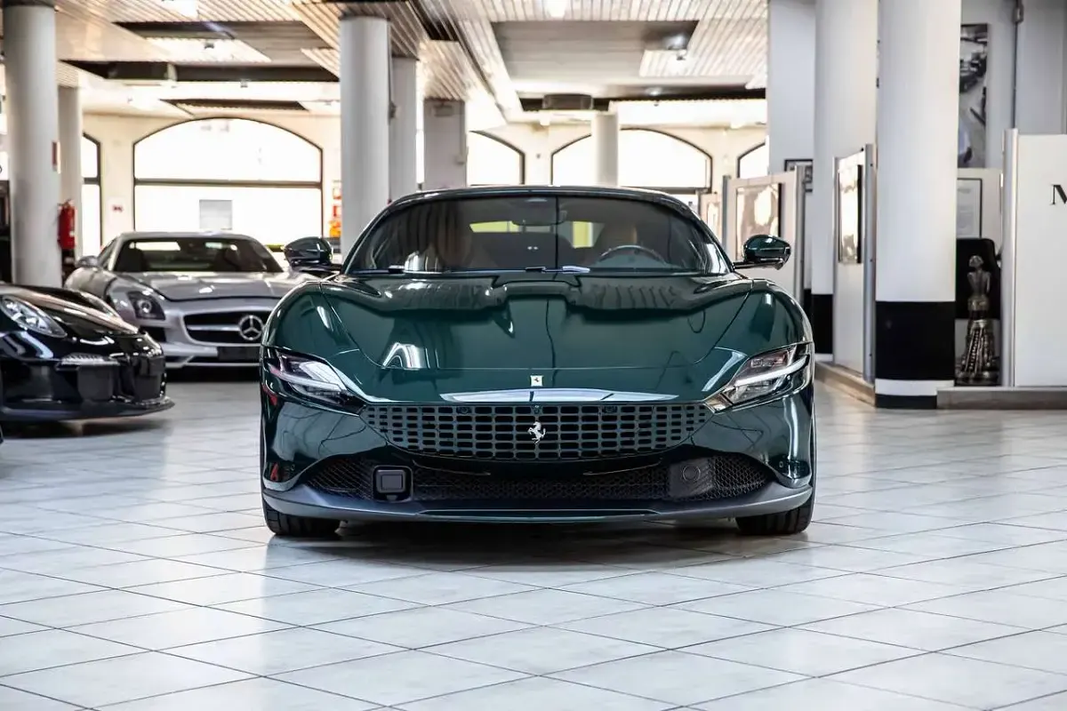 Usata Ferrari Roma 620 CV (456 kW) 2022 Verde british racing Coupé