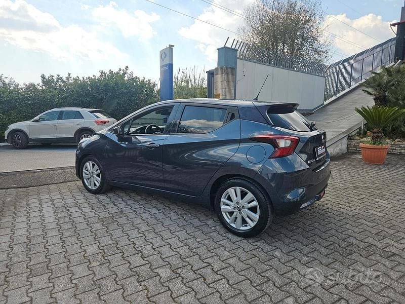 Usata Nissan Micra N-Connecta 101 CV (74 kW) 2021 Grigio Utilitaria