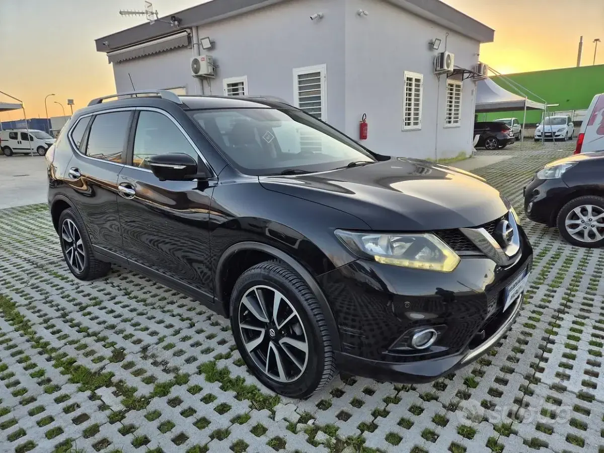 Usata Nissan X-Trail Tekna 131 CV (96 kW) 2016 Nero SUV