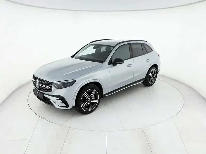 Nuova Mercedes GLC220 Advanced 197 CV (144 kW) 2026 Argento SUV