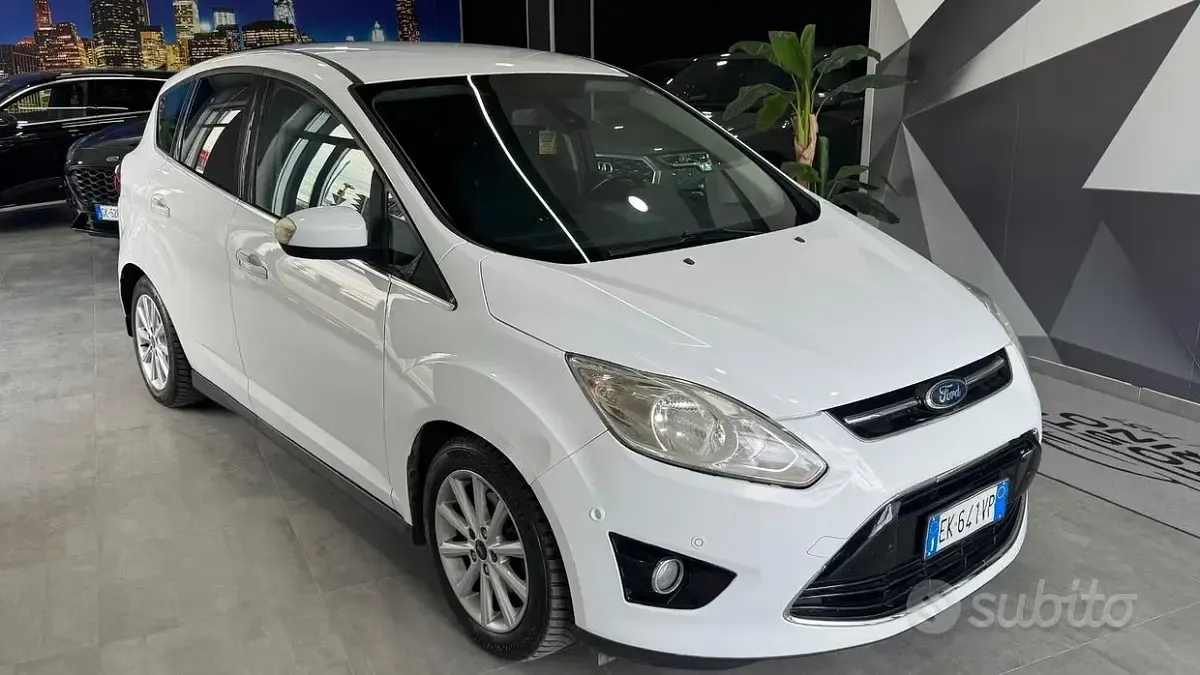 Occasion Ford C-MAX Titanium 116 ch (85 kW) 2012 Blanc Monospace