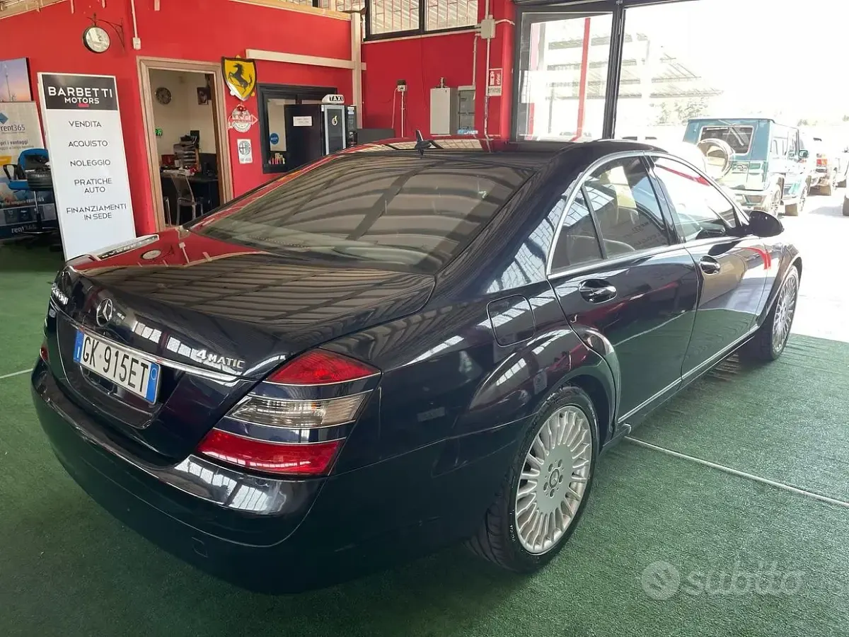 Usata Mercedes S320 235 CV (172 kW) 2008 Bluazzurro Berlina