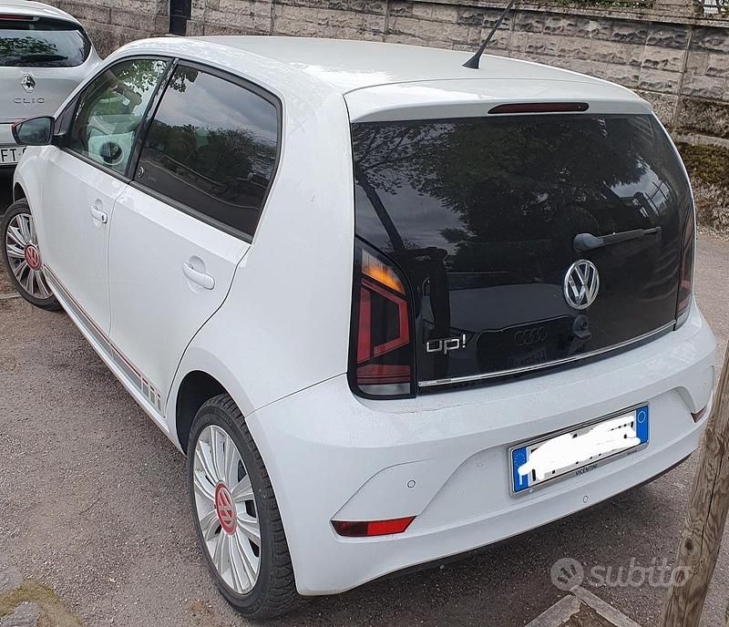 Usata VW up! Beats 60 CV (44 kW) 2018 Bianco Utilitaria