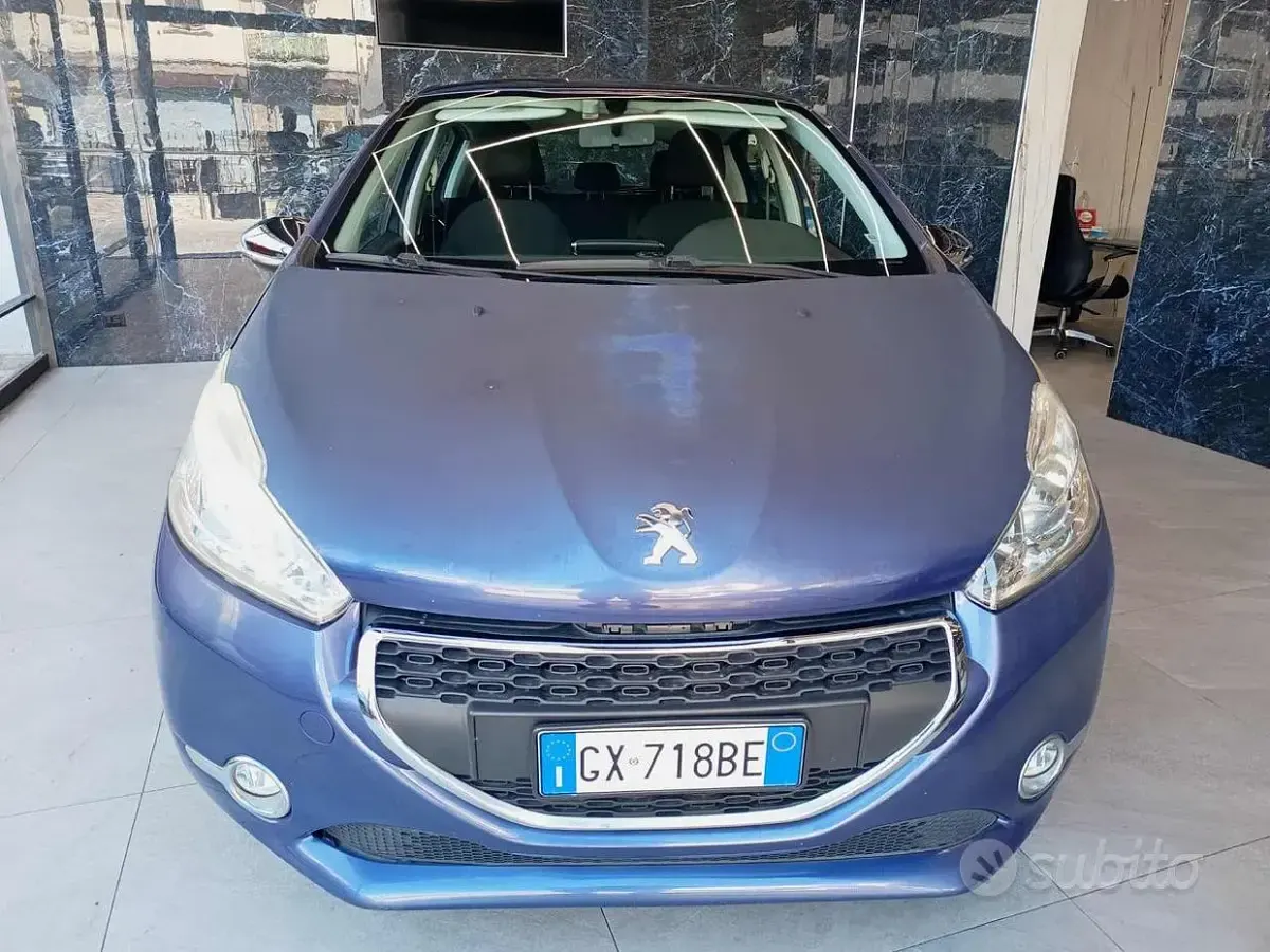 Usata Peugeot 208 Access 68 CV (50 kW) 2013 Utilitaria