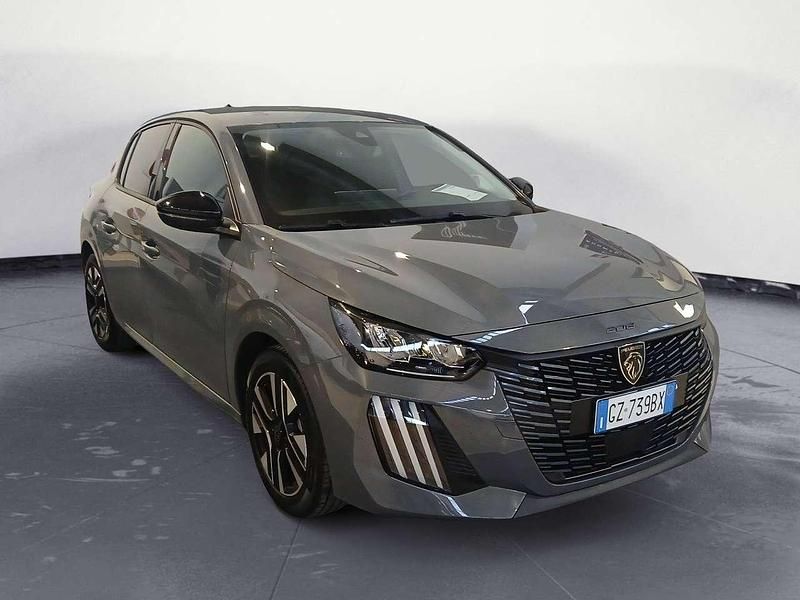 Usata Peugeot 208 Allure 101 CV (74 kW) 2025 Grigio Utilitaria