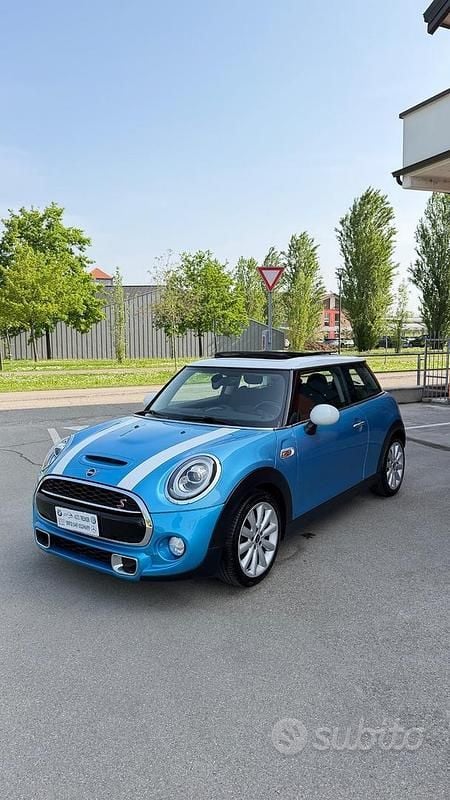 Begagnad Mini Cooper S 192 HK (141 kW) 2019 Blå Halvkombi