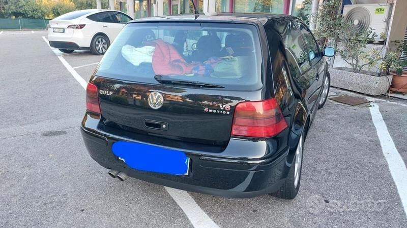 Usata VW Golf IV 204 CV (150 kW) 2000 Berlina