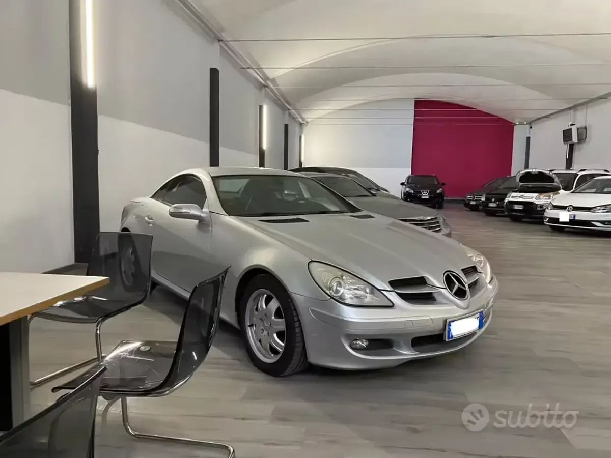 Usata Mercedes SLK200 163 CV (119 kW) 2005 Grigio Cabrio