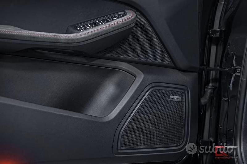 Usata Porsche Macan 441 CV (324 kW) 2024 Nero SUV