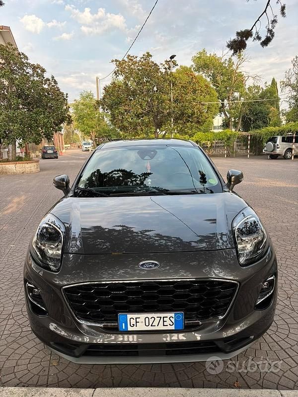 Usata Ford Puma 125 CV (91 kW) 2021 Grigio