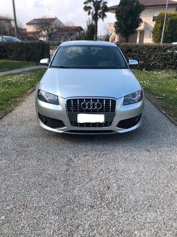 Usata Audi S3 265 CV (194 kW) 2007 Grigio Utilitaria