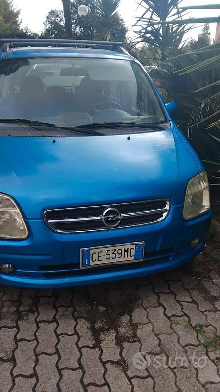 Usata Opel Agila 90 CV (66 kW) 2003 Utilitaria