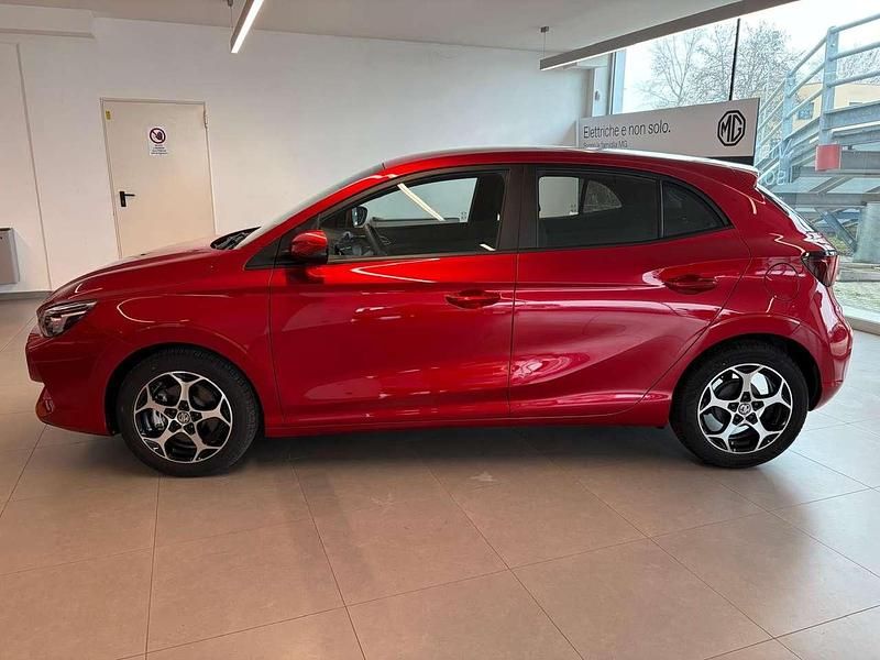 Nuova MG MG3 Comfort 116 CV (85 kW) 2026 Diamon red Utilitaria