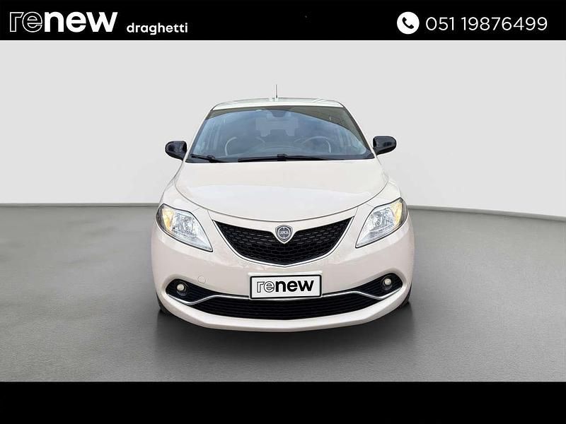 Usata Lancia Ypsilon Gold 69 CV (50 kW) 2016 Other Utilitaria