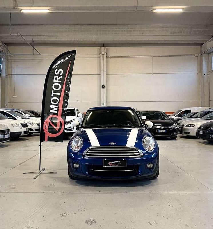 Usata Mini Cooper D 111 CV (81 kW) 2013 Blu Utilitaria