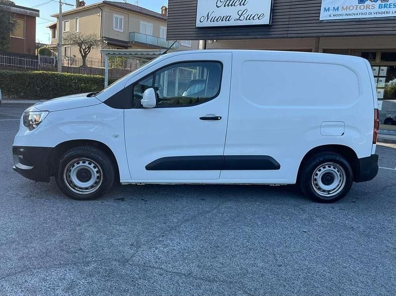Occasion Opel Combo 102 ch (75 kW) 2020 Blanc Monospace