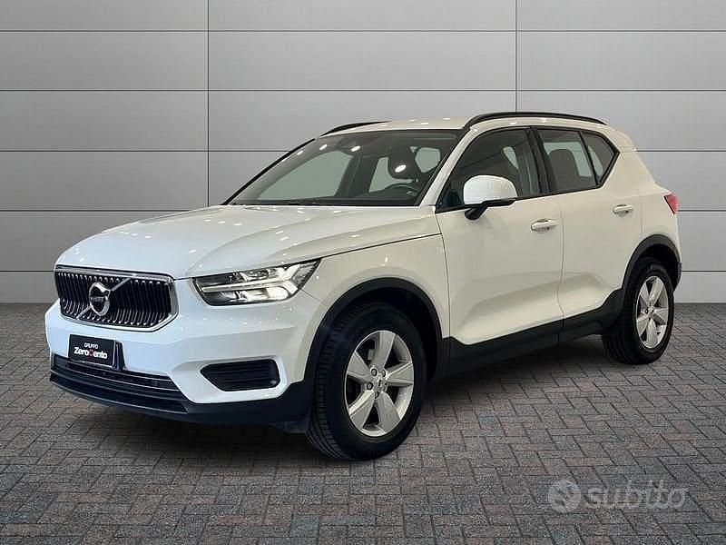 Bianco Usata 2020 Volvo XC40 SUV | 17.900 € (Super prezzo) - Immagine 1/4