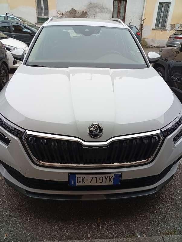 Usata Skoda Kamiq Ambition 110 CV (80 kW) 2022 Bianco SUV