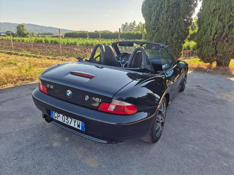 Usata BMW Z3 116 CV (85 kW) 2001 Nero Cabrio