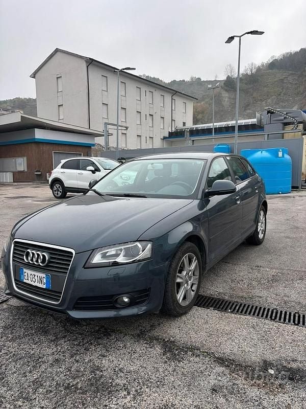 Usata Audi A3 105 CV (77 kW) 2010 Grigio Utilitaria